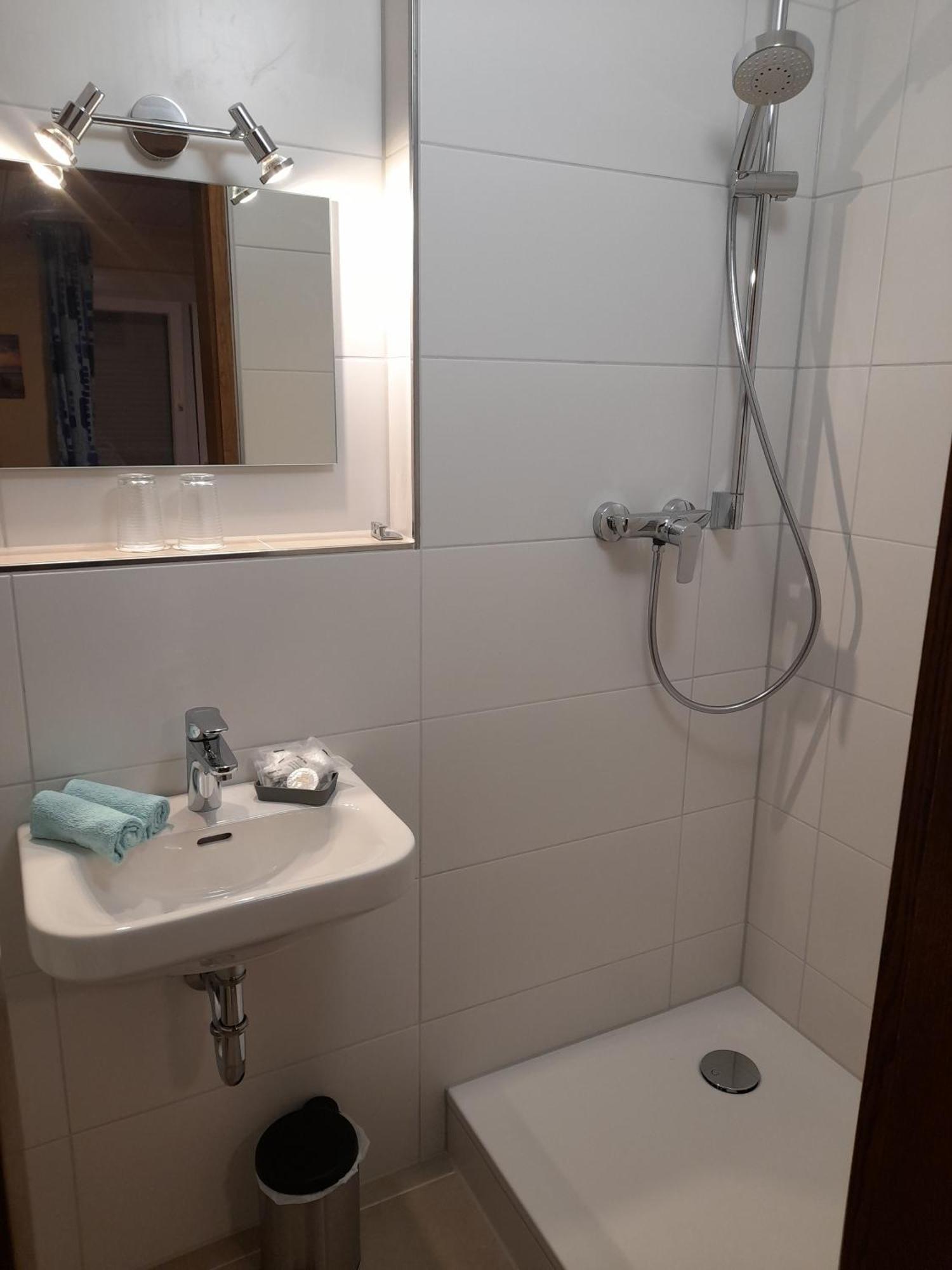 Gaestezimmer Bernkastel - Gaestehaus Barbara Δωμάτιο φωτογραφία